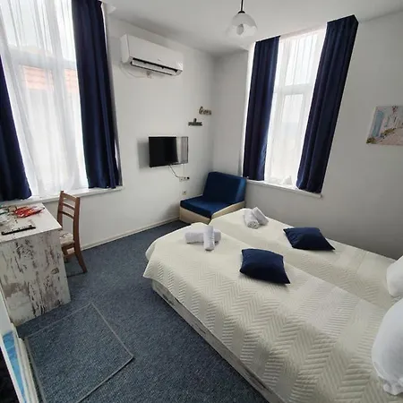 Gurkov 4*
