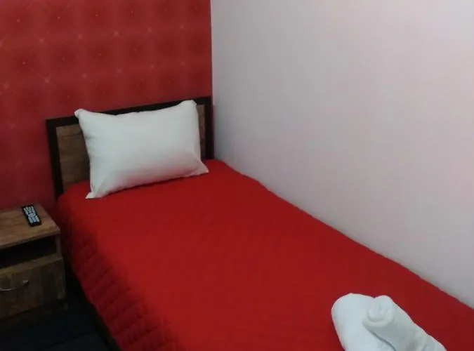 Gurkov בית הארחה וליקו טורנובו